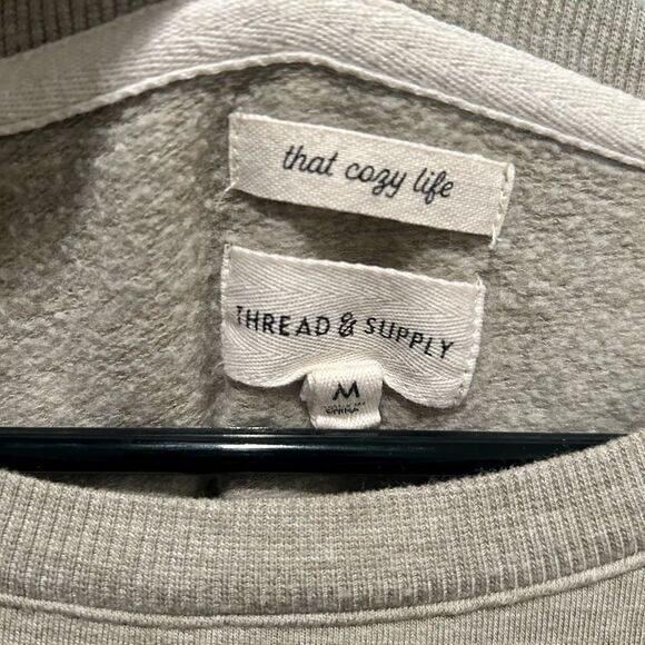 Thread & Supply Sweatshirt Size M - Picture 3 of 5